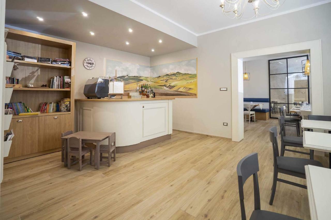 Albergo Africa Volterra Eksteriør billede